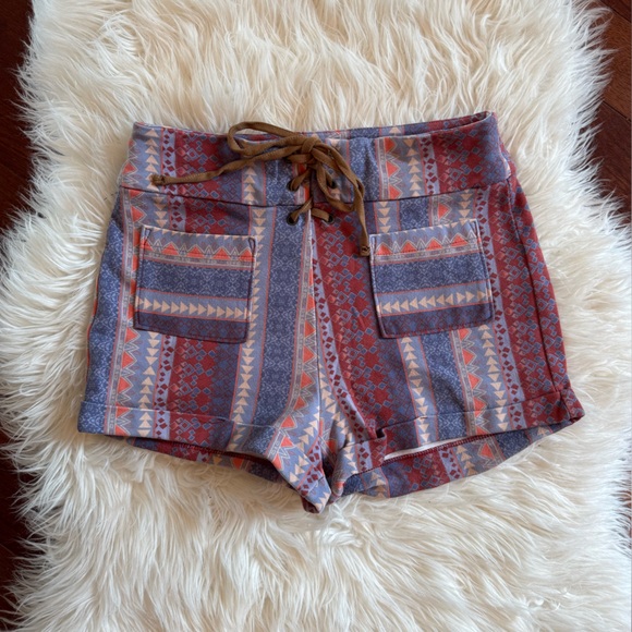Hollister Pants - Hollister lace up boho shorts